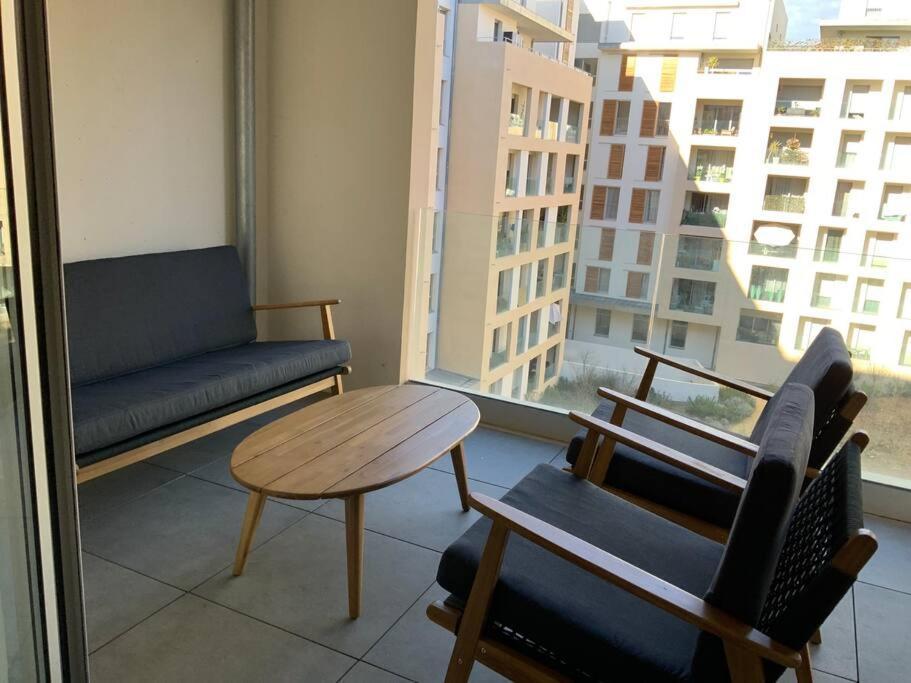 Logement Cosy Climatise Avec Parking آيكس أومبروفينس المظهر الخارجي الصورة